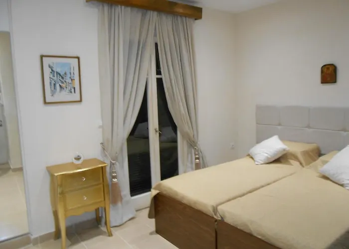 Elena\'S Old Corfu Town Apartment